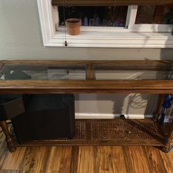 Woodbtable