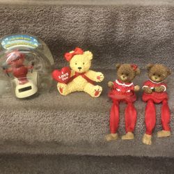 VALENTINE FIGURINES