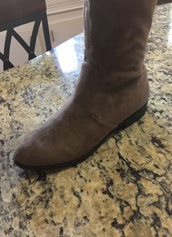 New Guess boots