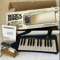 Rock Band 3 Nintendo Wii Keyboard And Dongle 