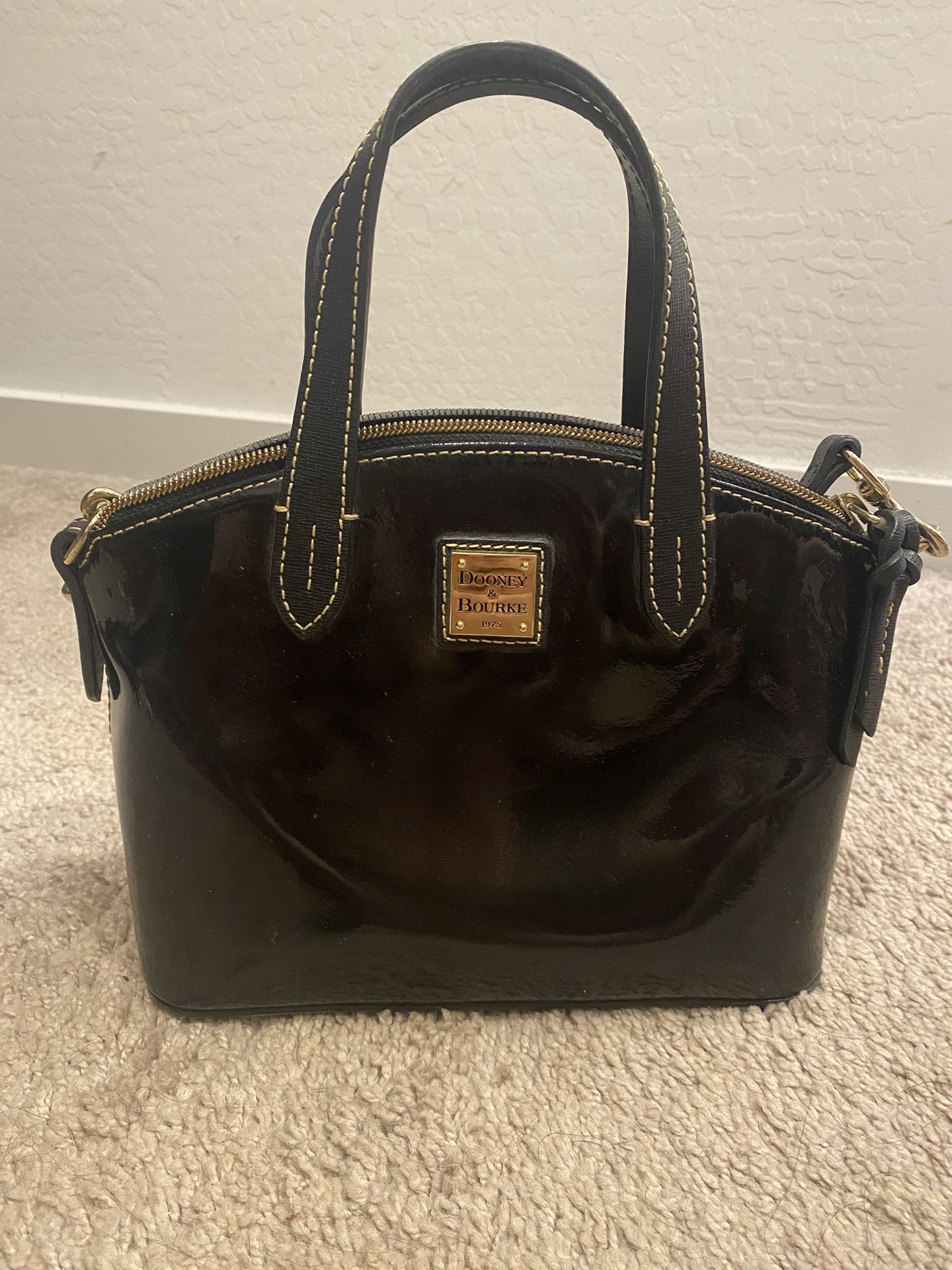 Dooney & Bourke Purse