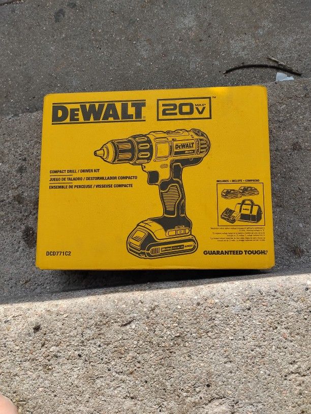 DeWalt Compact Drill / Driver Kit