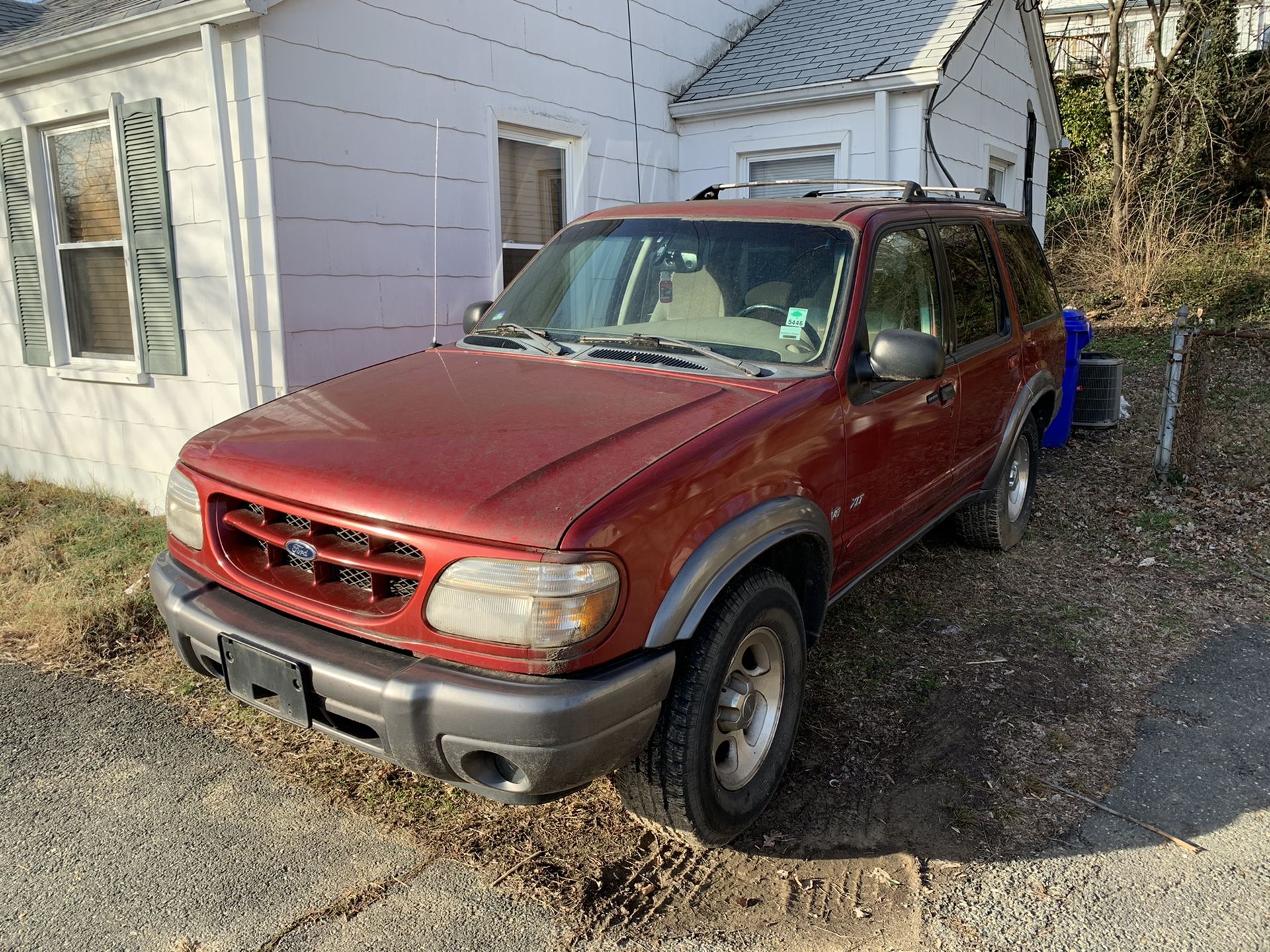 2000 Ford Explorer