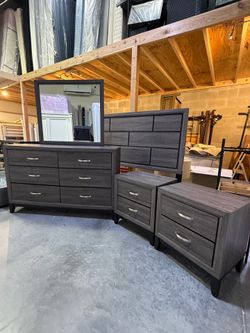 Queen bedroom set (FREE 24H DELIVERY AND SETUP)