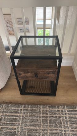 Side table /nightstand