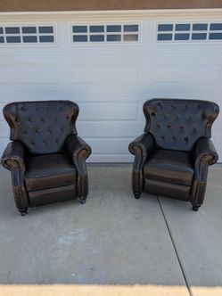 2 Reclining Chairs - Used South Corona 92883