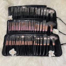 Cosmetic Make up brushes