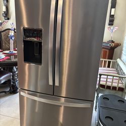 Whirlpool Refrigerator 