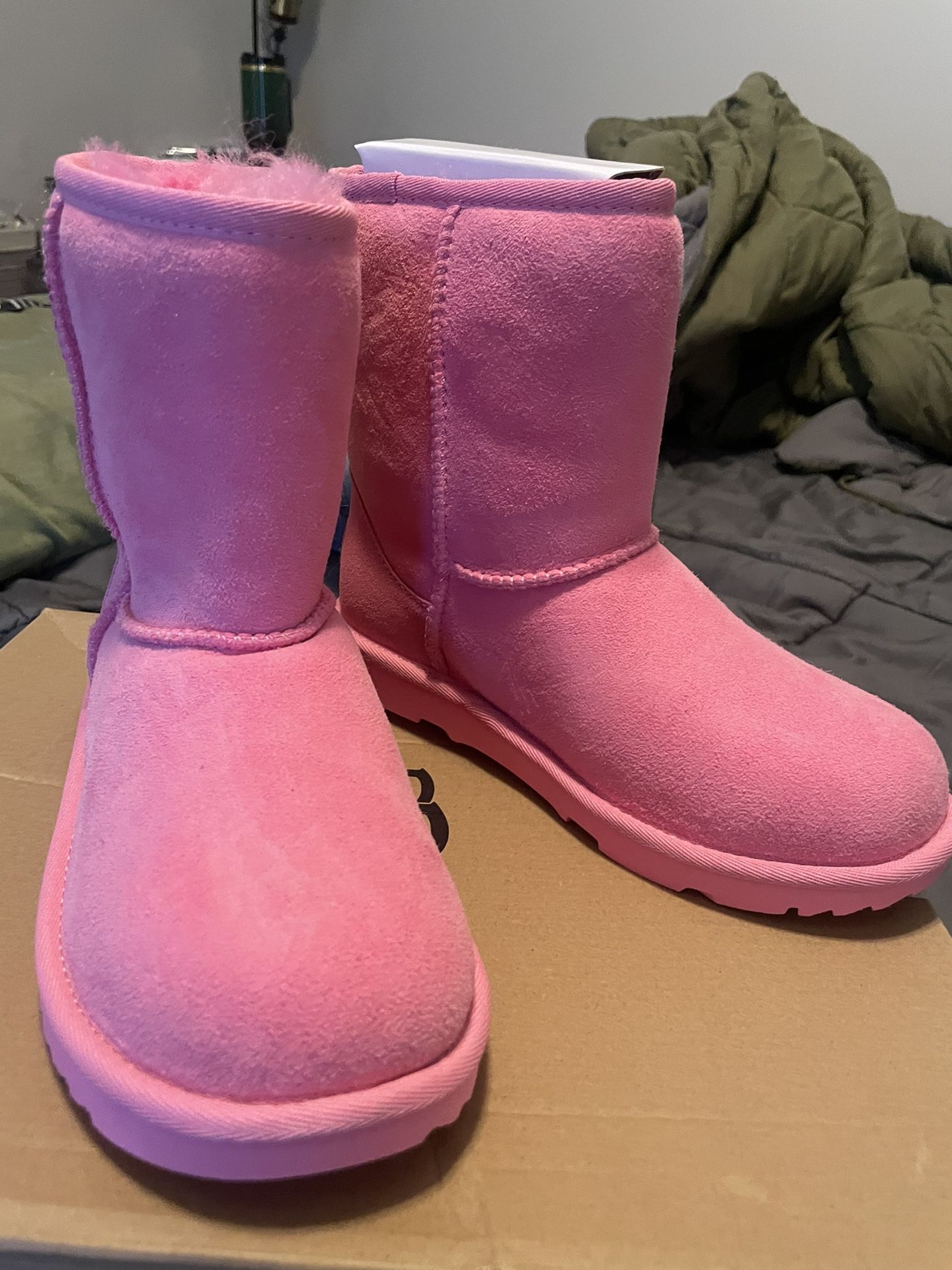 New Pink Uggs Big Kids