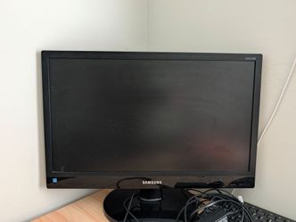 24" Samsung Monitor with cables