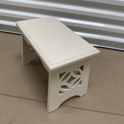 2 Wooden Stools