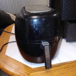 Black Air Fryer 5.8-QT 8-in-1 Digital Air Fryer