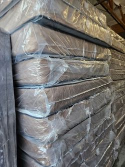 CALIFORNIA  < KING SET $249 < MATTRESS AND BOX SPRING