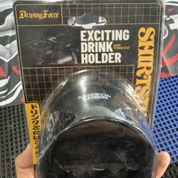 ShirtsTuckedIn V1 cup holders 