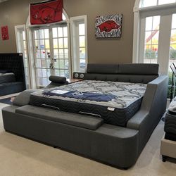 Brand New King Smart Bed Now Only $1899.00!!