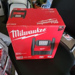 Milwake 18v Worklight