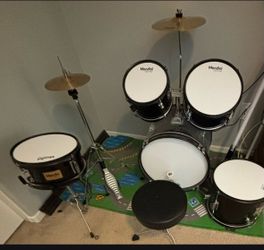 Mendini Jr drum set