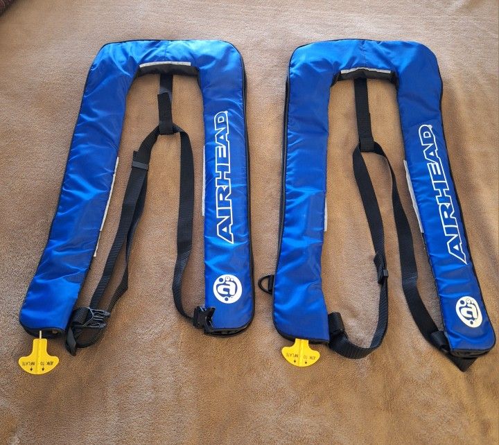 AIRHEAD INFLATABLE LIFE VEST SET/2