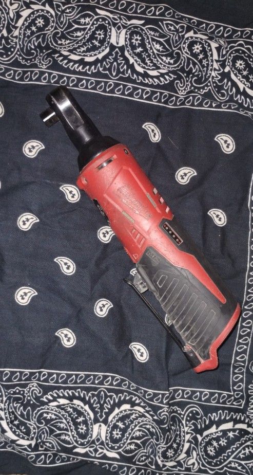 Milwaukee 3/8 Ratchet