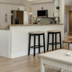 2 Bar Stools