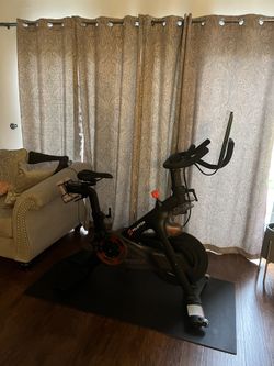 Peleton Bike-barely Used