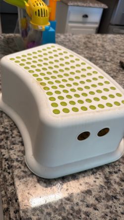 Kids Plastic Step Stool