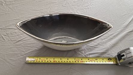 White and Chrome-Colored Boat-Shaped Planter