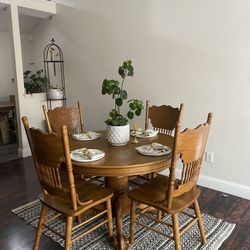 Dining Table Set 