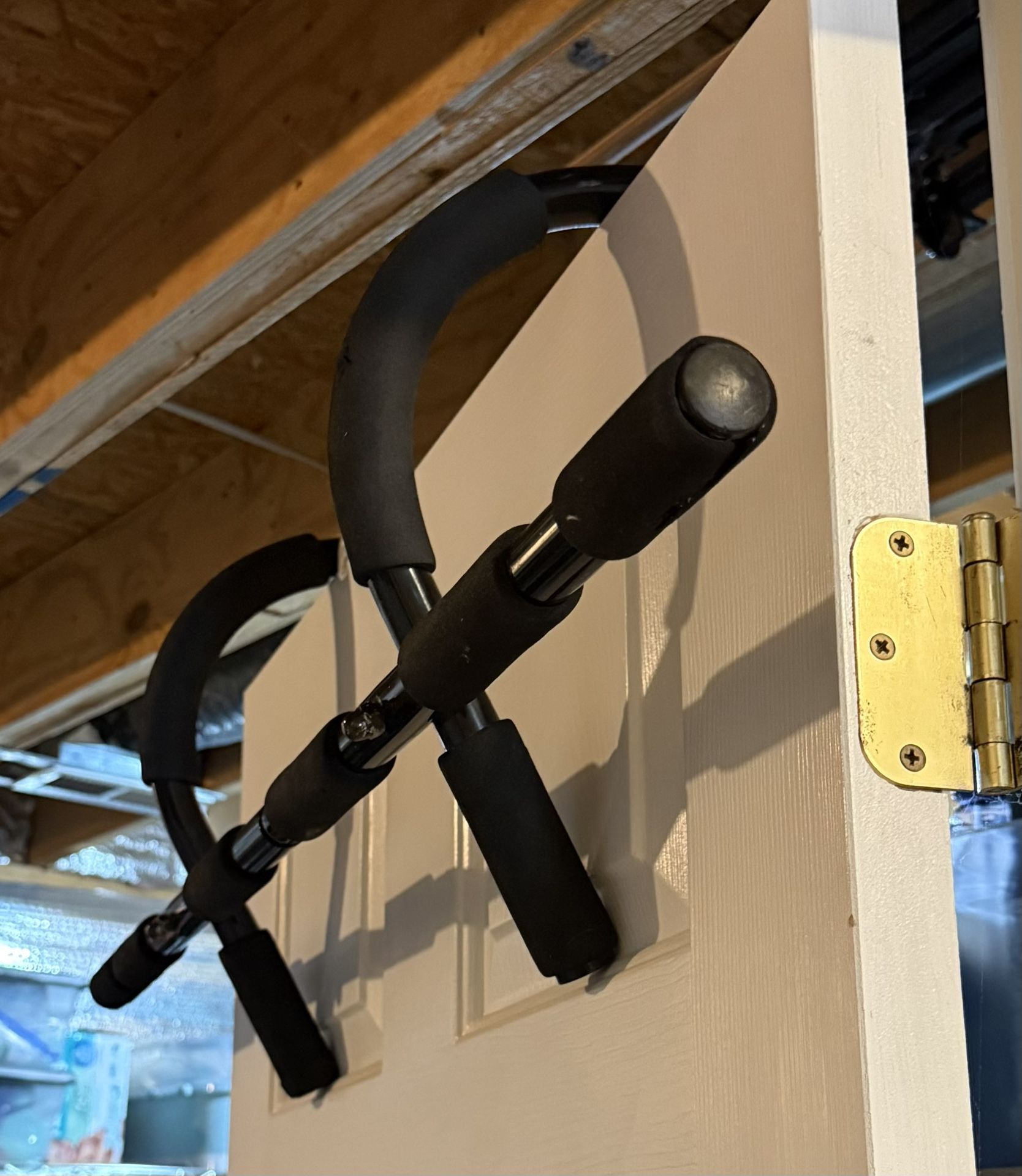 Pull Up Bar