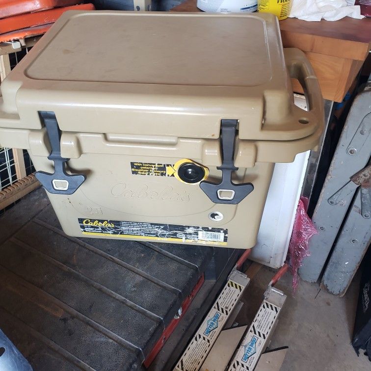 Cabella Cooler