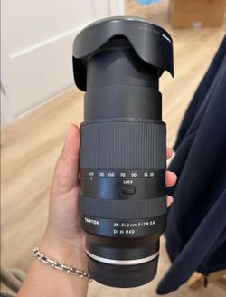 Tamron 28–200mm f/2.8–5.6(Sony E Mount) Lens