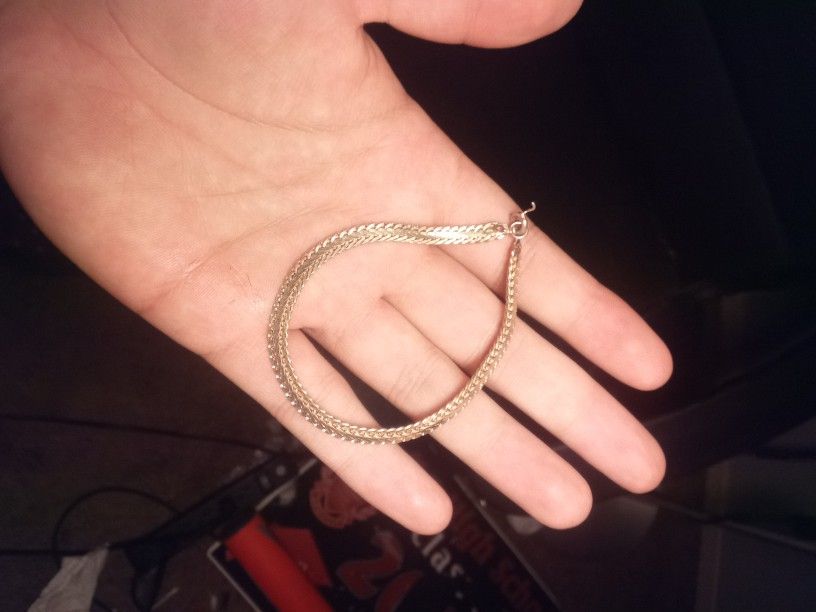 Gold Bracelet ( Check Description )