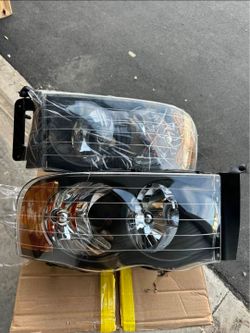 02-05 Dodge Ram Headlights Faros Calaveras Micas Luces Lamps