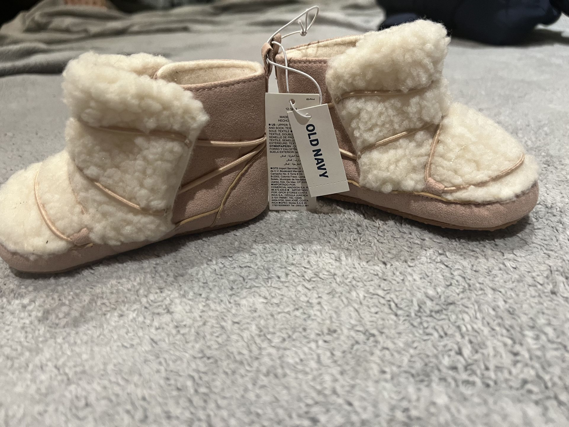 OLD NAVY Baby Girl Snow boots