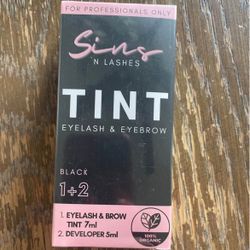 The black Sins 'n Lashes eyebrow & lash tint