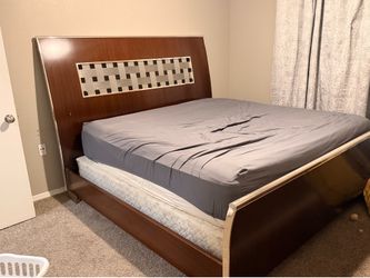 King size bed