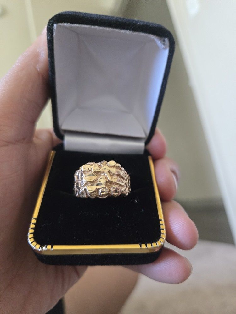10k Nugget Ring