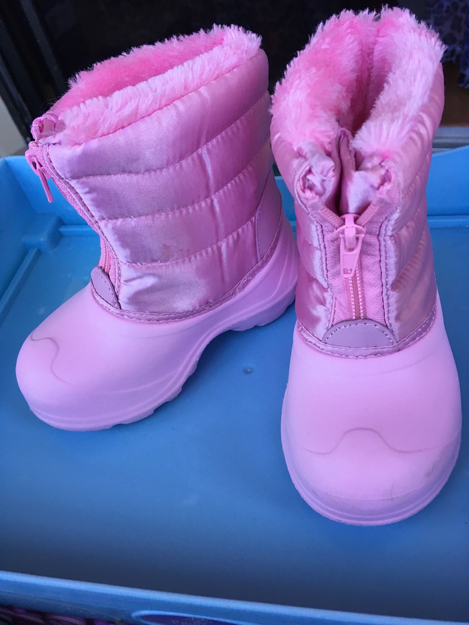Toddler Girls Pink Snow Boots Sz 8