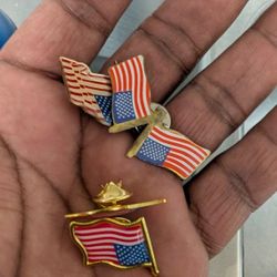 American Flag Lapel Pins