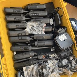 14 walkie talkies with chargers and sturdy case