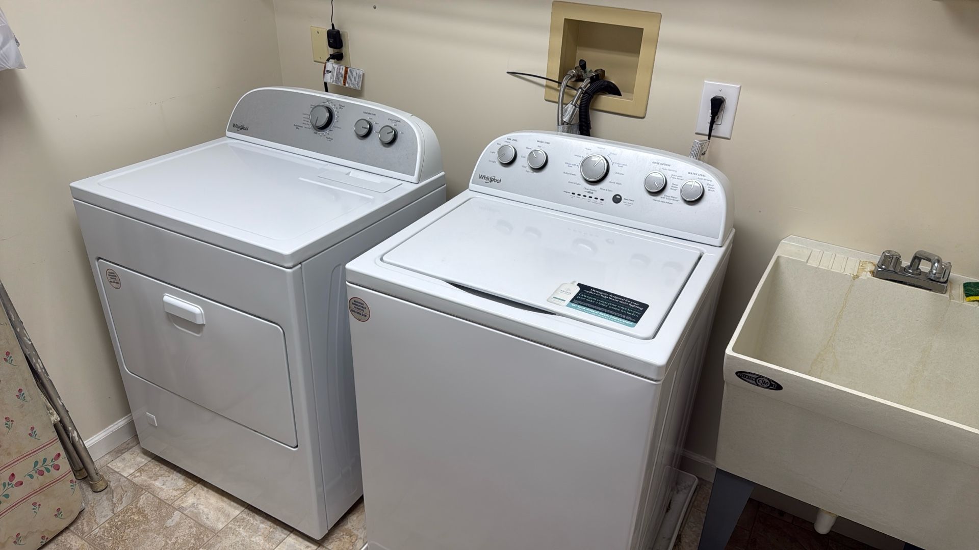 Gas Washer And Dryer Set 