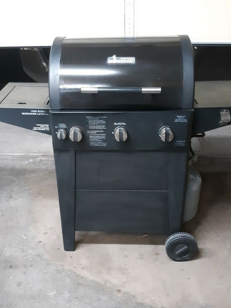 Great BRINKMANN GRILL &Tank. 🔥