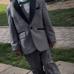Gray Suit Size 5