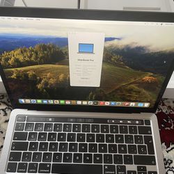 2020 Apple MacBook Pro Touch Bar ID Quad Core 16 GB RAM 512 SSD