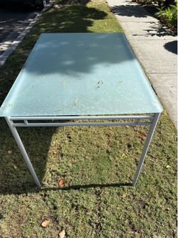 IKEA table