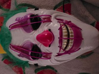 Mask lights up