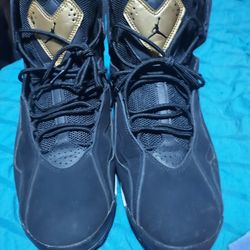 Jordan True Flights 