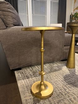End table