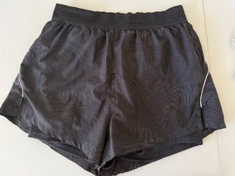 Fabletics medium shorts