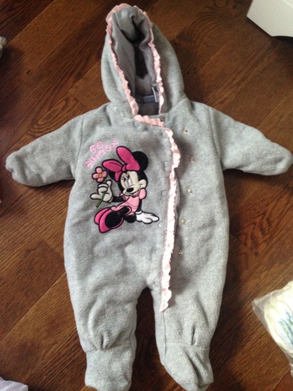 Baby girl clothes 0-3 months